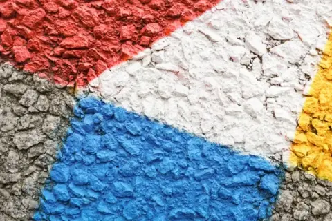 Jak odnowić tynk żywiczny – skuteczne metody i praktyczne porady